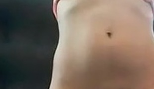 rasé brunette masturbation solo webcam